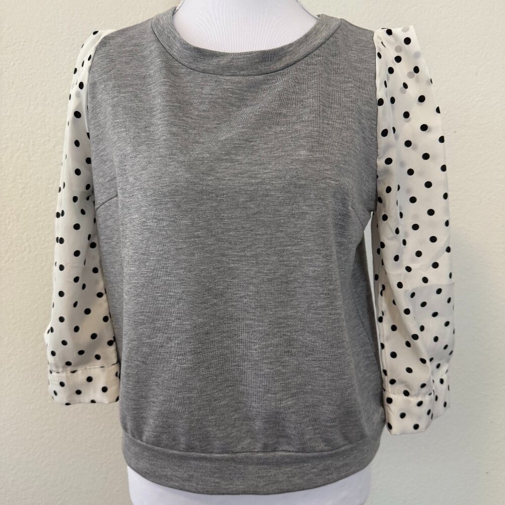 Sweater Top | Fits Size 2–4 | Chic & Unique | Bought in Japan